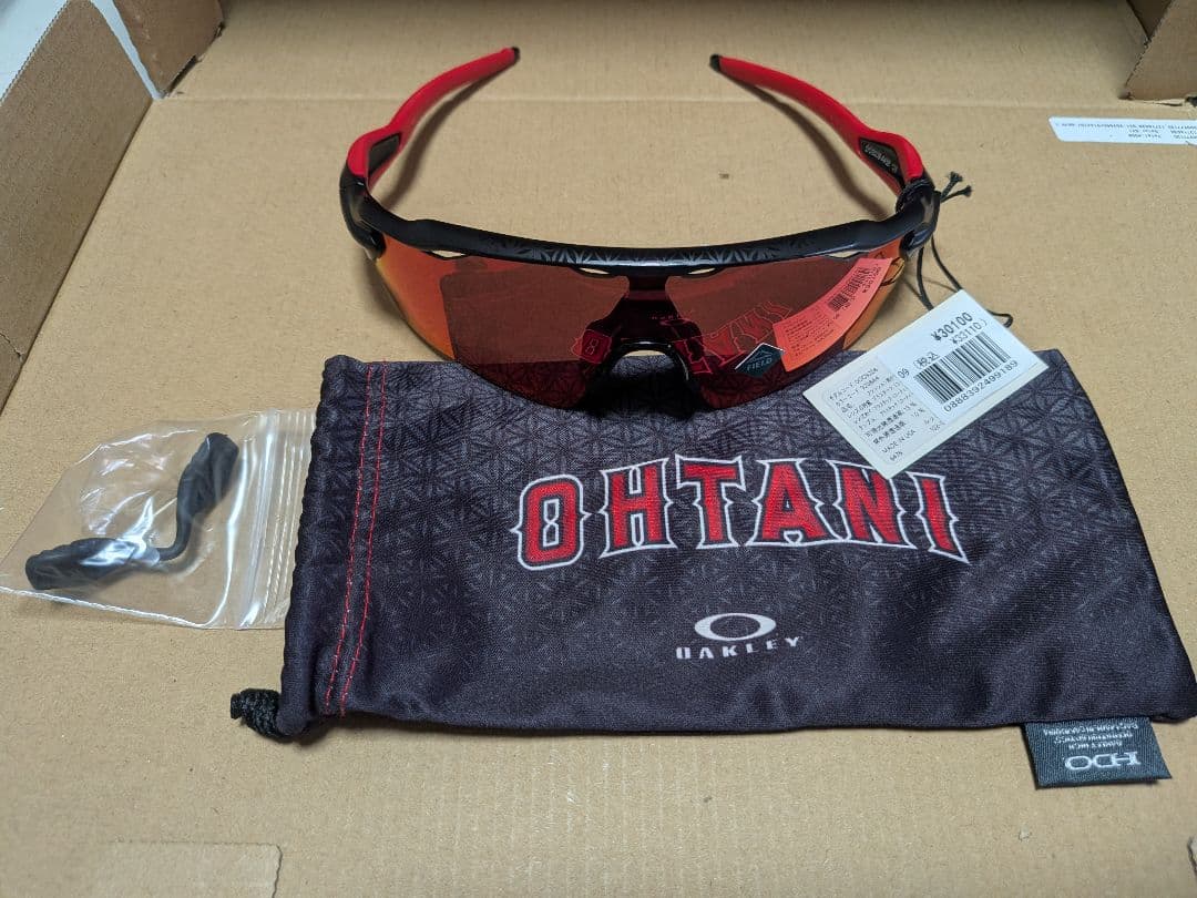 Oakley OHTANI サングラス レッド/ブラック