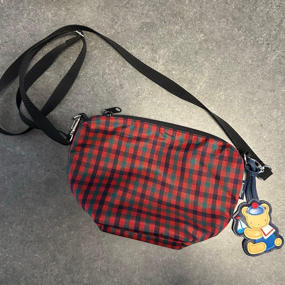 ファミリア　ショルダーバッグ　ポシェット　赤チェック　舟形