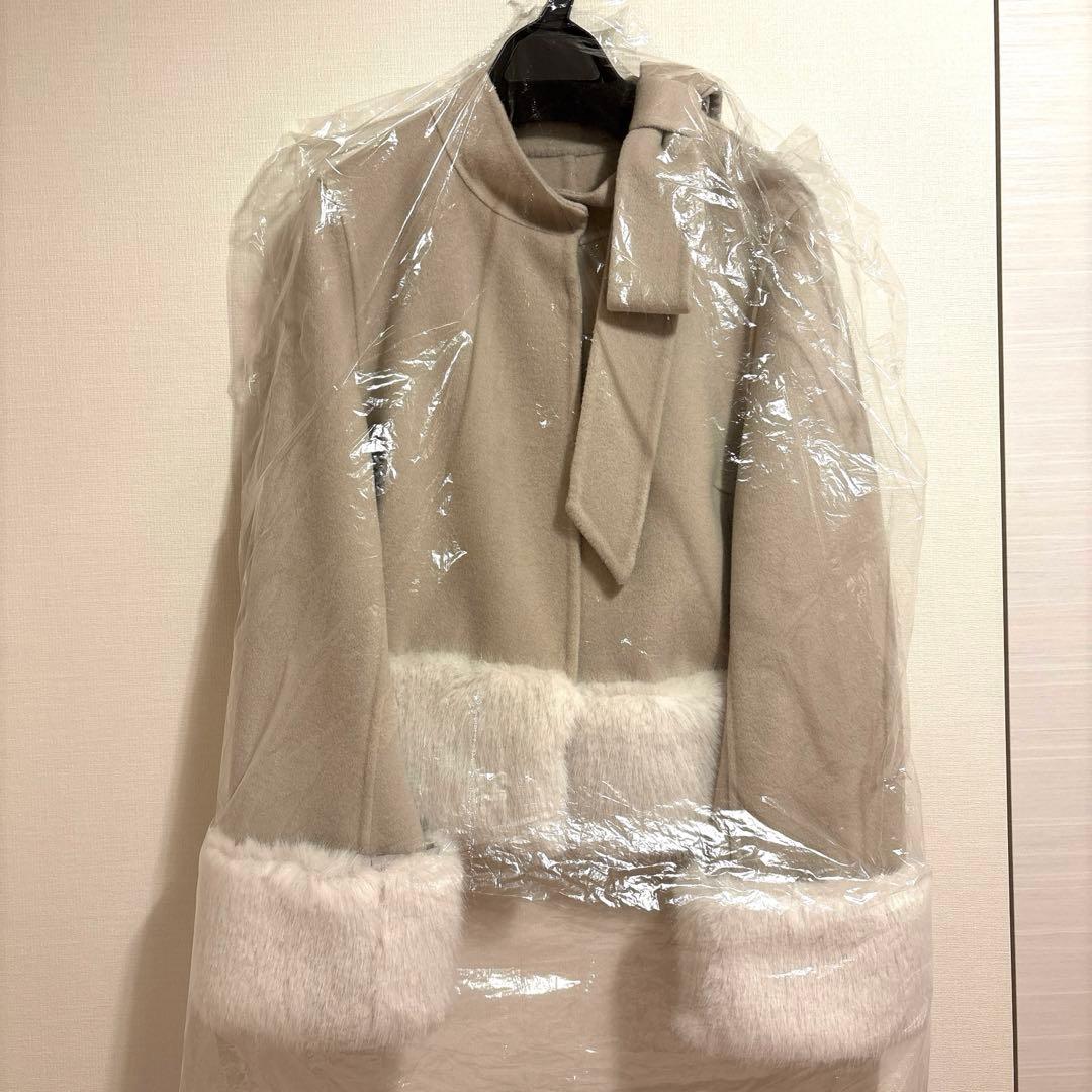 リランドチュール リボンネックファーリバーコート 薄ベージュ S