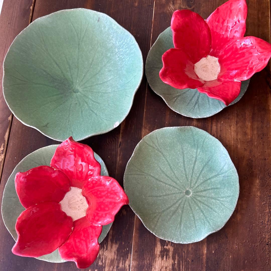 作家　陶芸作家　田中恒子　花びら　葉っぱ　器