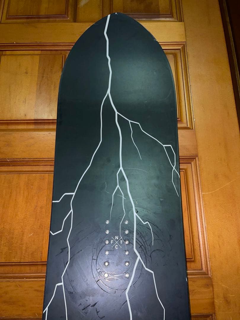 md381　FNTC DCC スノーボード