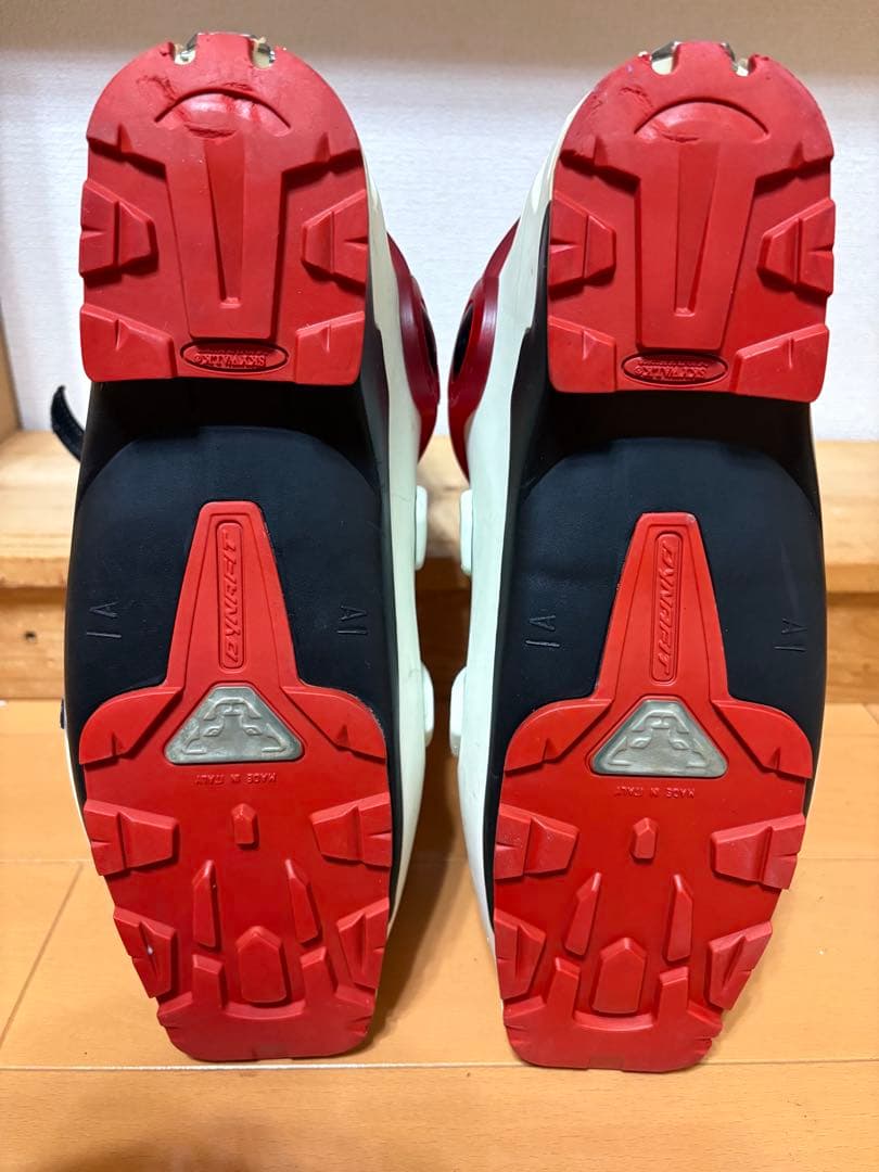 ディナフィット　Radical 28〜28.5cm バックカントリースキーブーツ