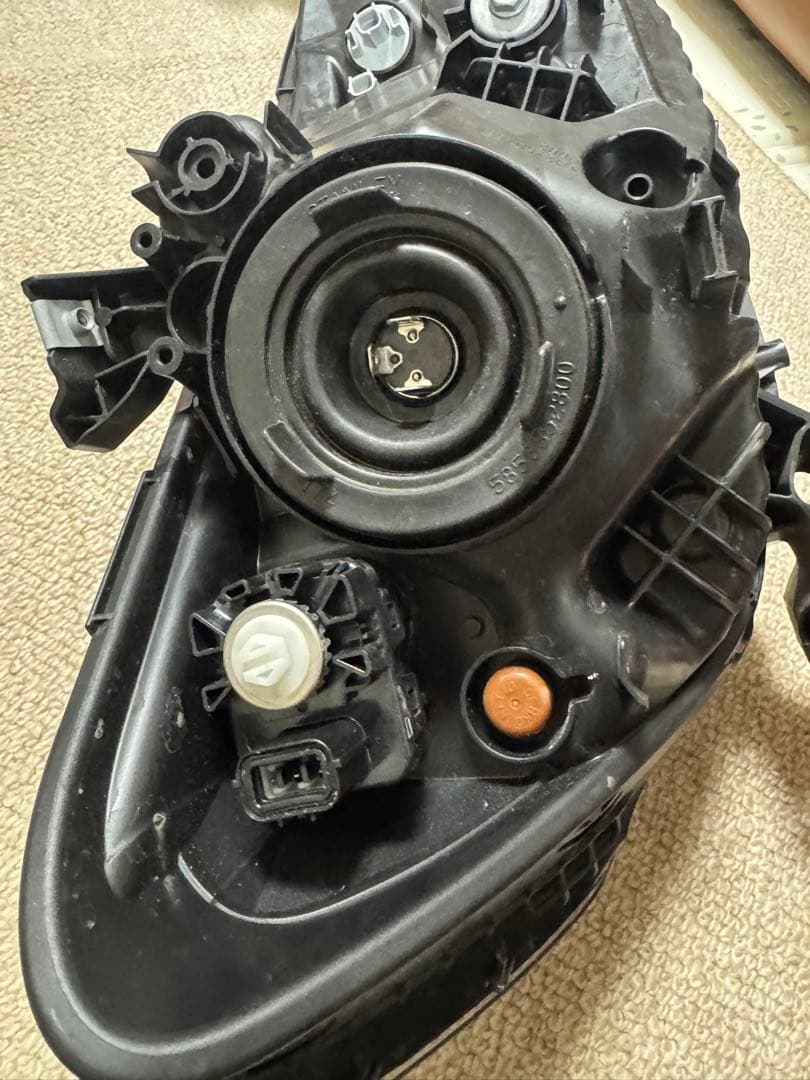 ホンダ フィット GP5 純正 ヘッドライト 左右セット（ハロゲン）