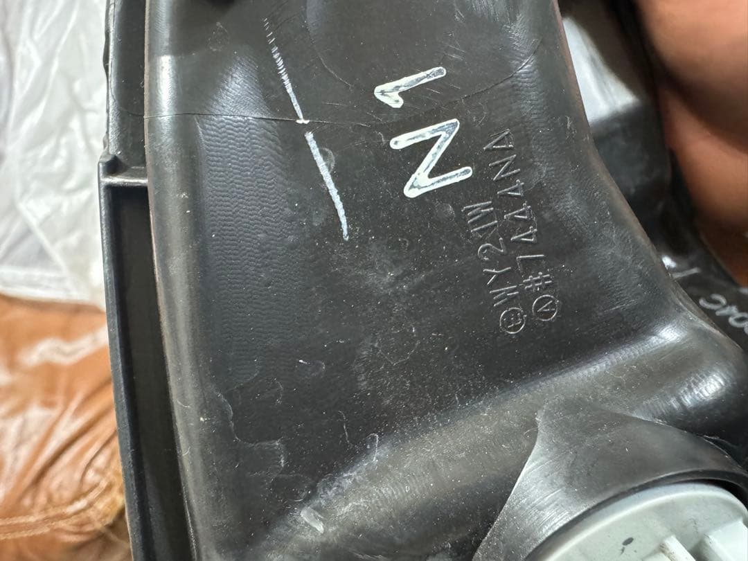 ホンダ フィット GP5 純正 ヘッドライト 左右セット（ハロゲン）