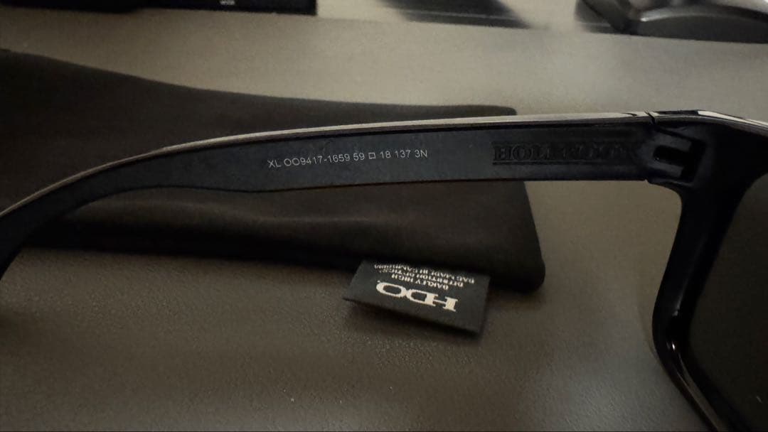 オークリー ホルブルック XL タレックス 偏光レンズ入り