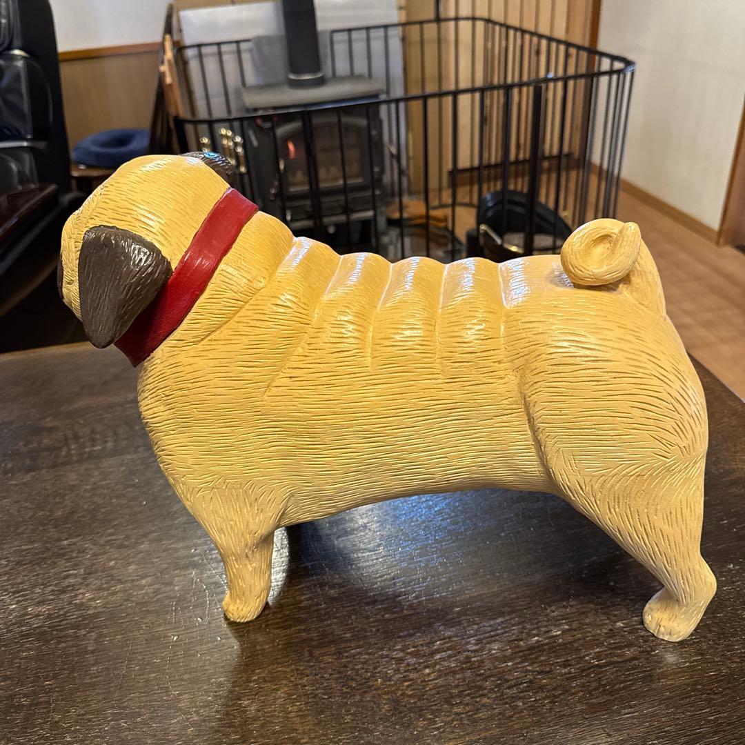 スティーブン　ヒューネック氏のパグ