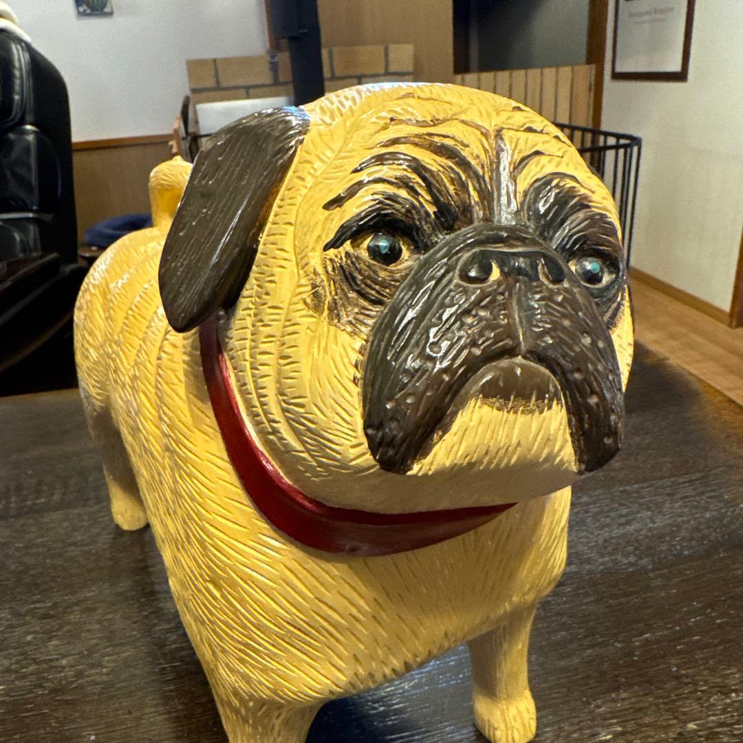 スティーブン　ヒューネック氏のパグ