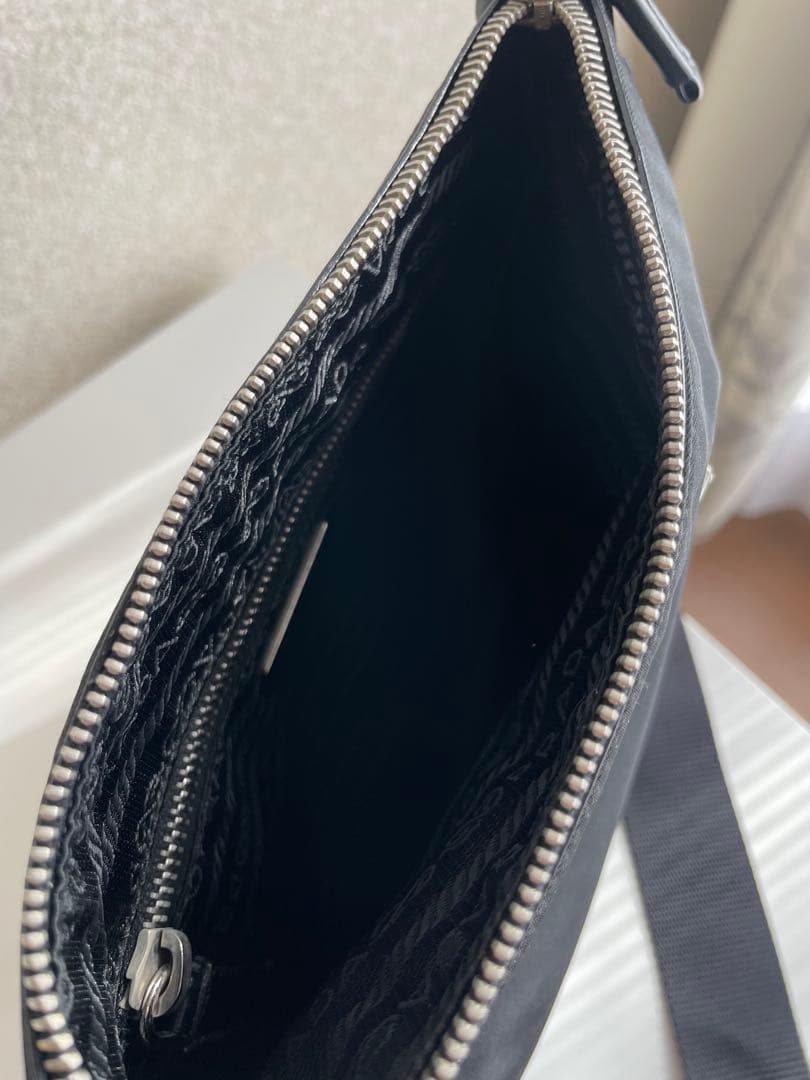 PRADA プラダ ショルダーバッグ