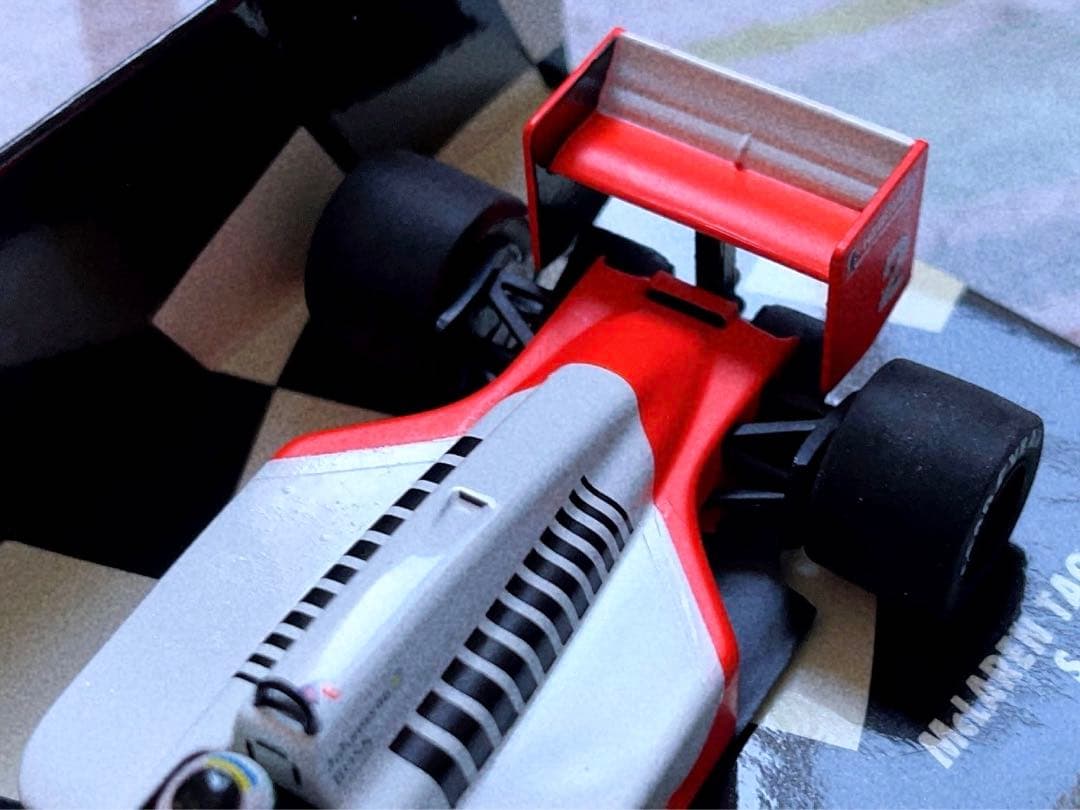 ミニチャンプス 1/43 マクラーレン・TAGポルシェ MP4/3 ヨハンソン