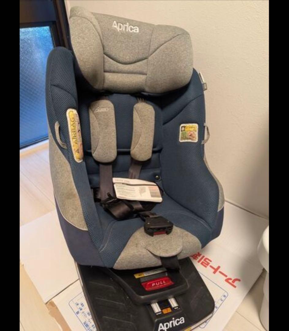 Aprica クルリラ プラス 車用チャイルドシート