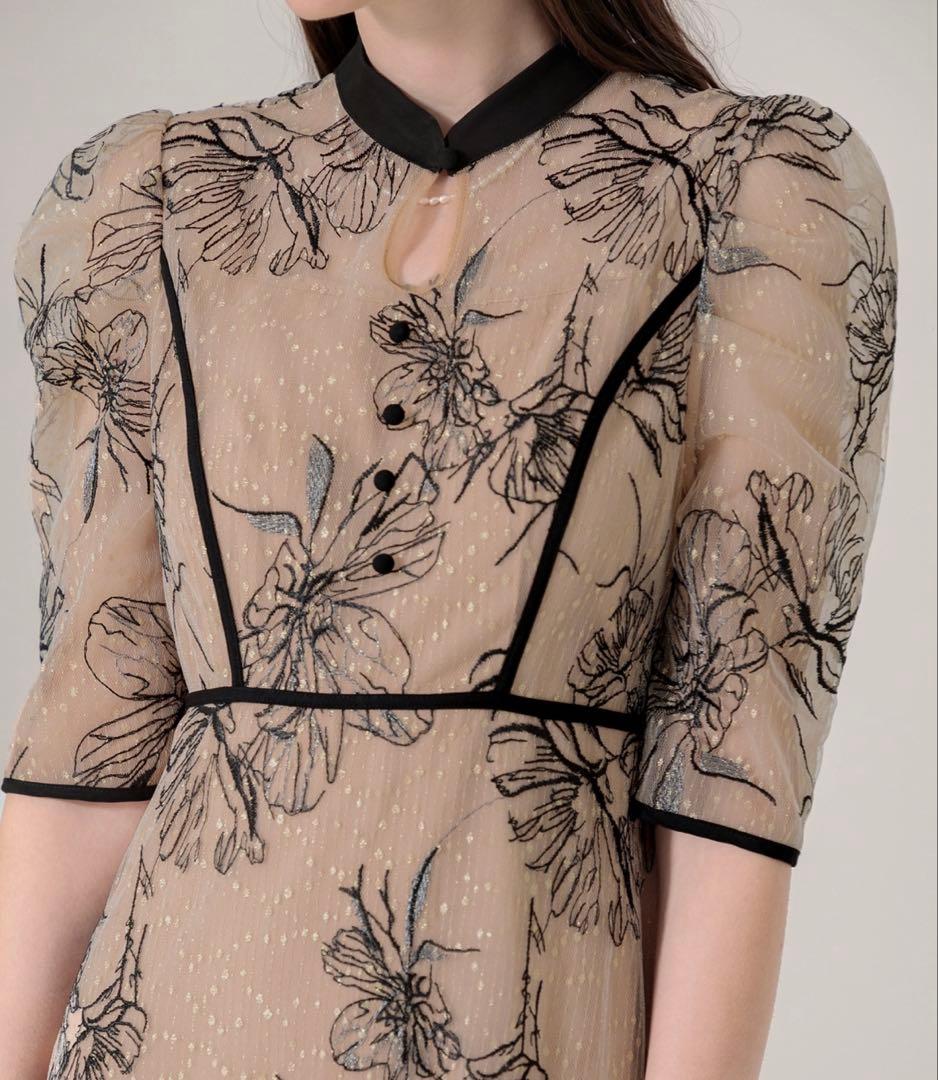 LEJA】配色パイピングプチハイネック花柄刺繍ラメレースロング丈ドレスワンピース