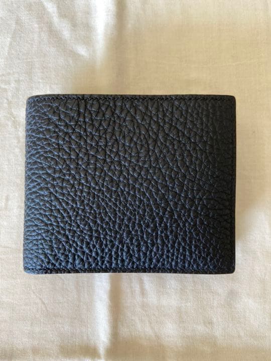 メゾンタクヤ　折り財布