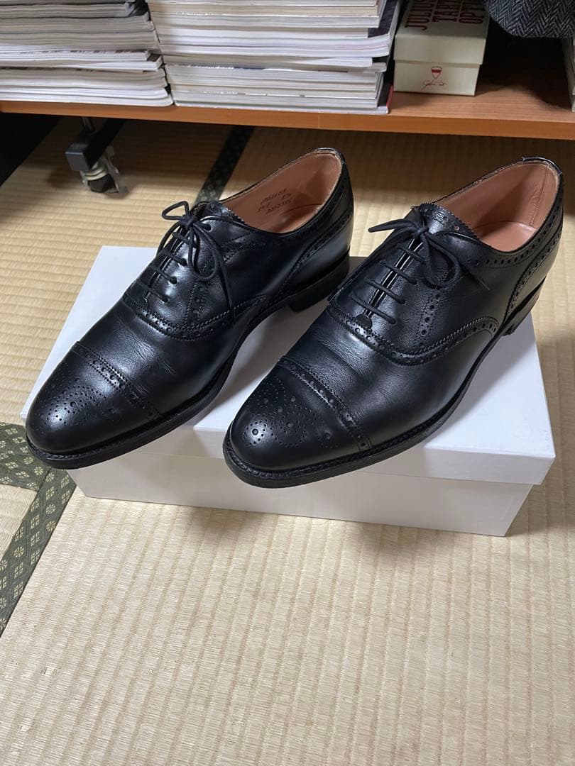 【MADE IN ENGLAND】Lloyd Footwear セミブローグ