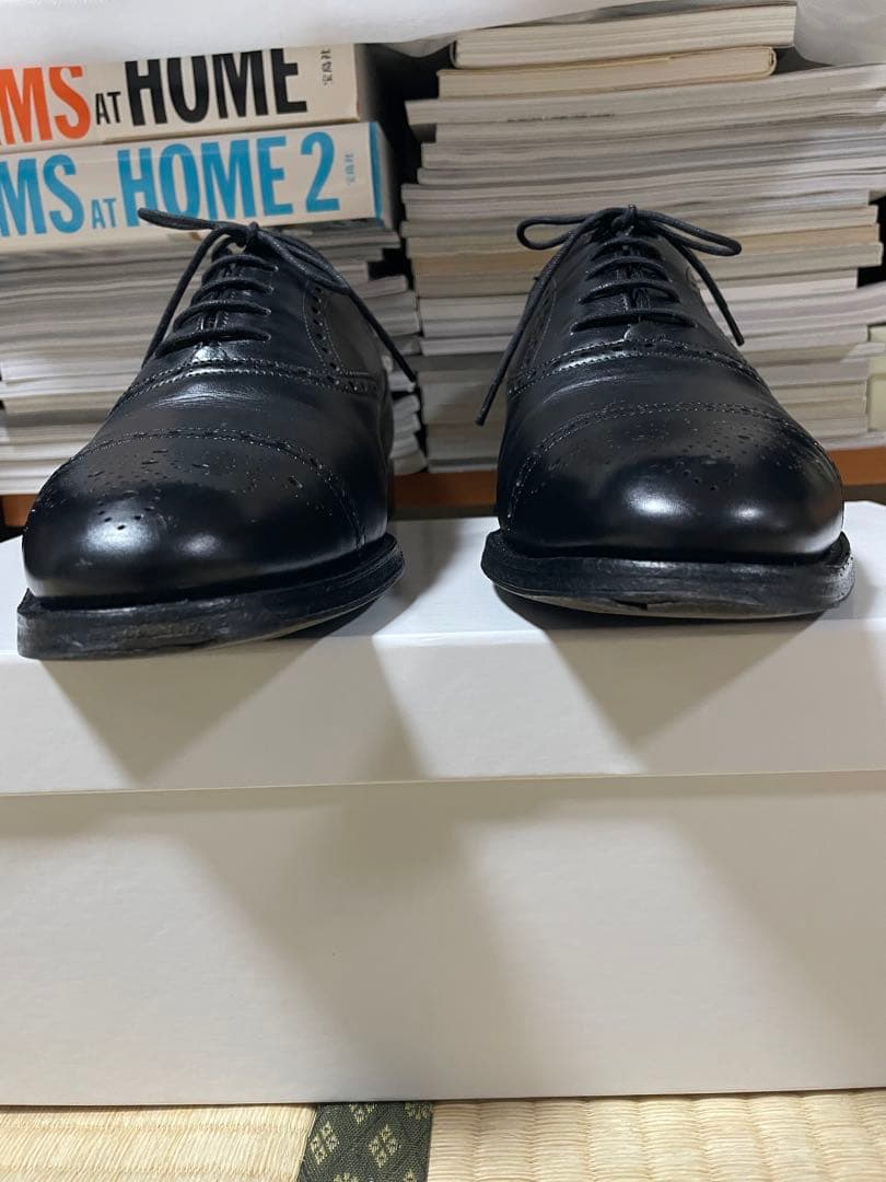 【MADE IN ENGLAND】Lloyd Footwear セミブローグ