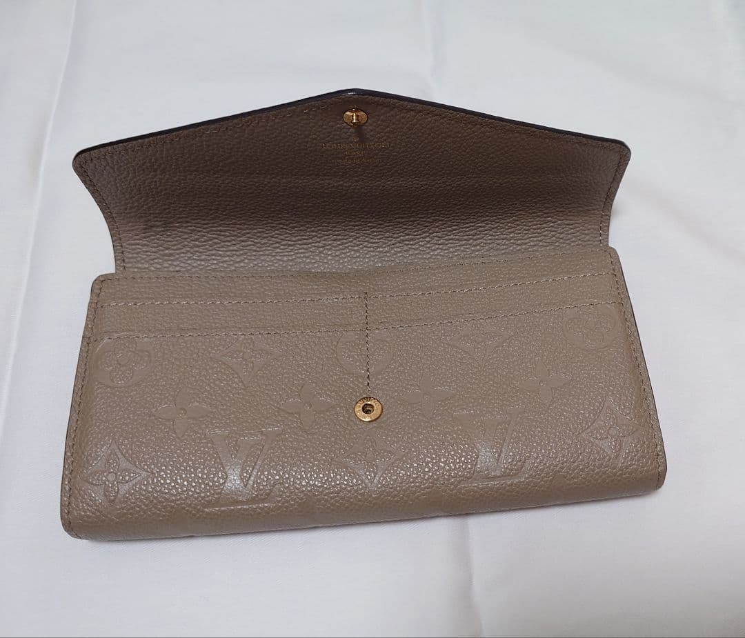 ルイヴィトン　長財布　ポルトフォイユサラ　LOUISVUITTON