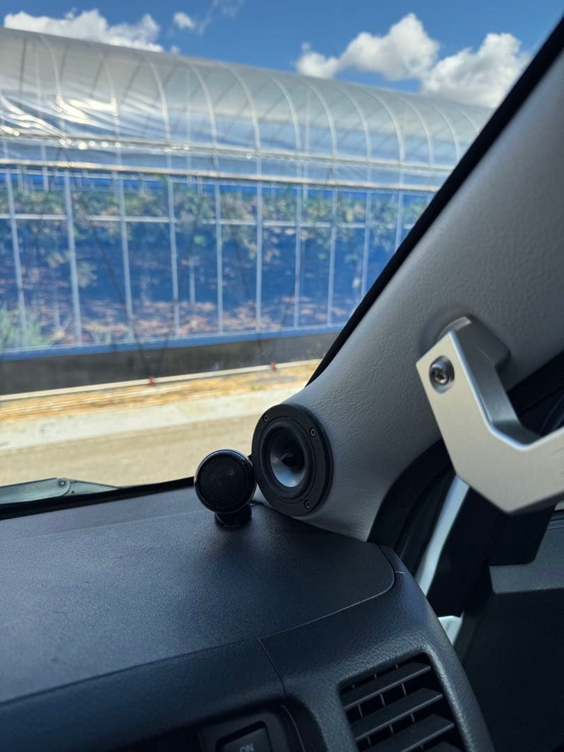 200系ハイエース　Aピラースピーカー　aピラースピーカー　DCワッツ