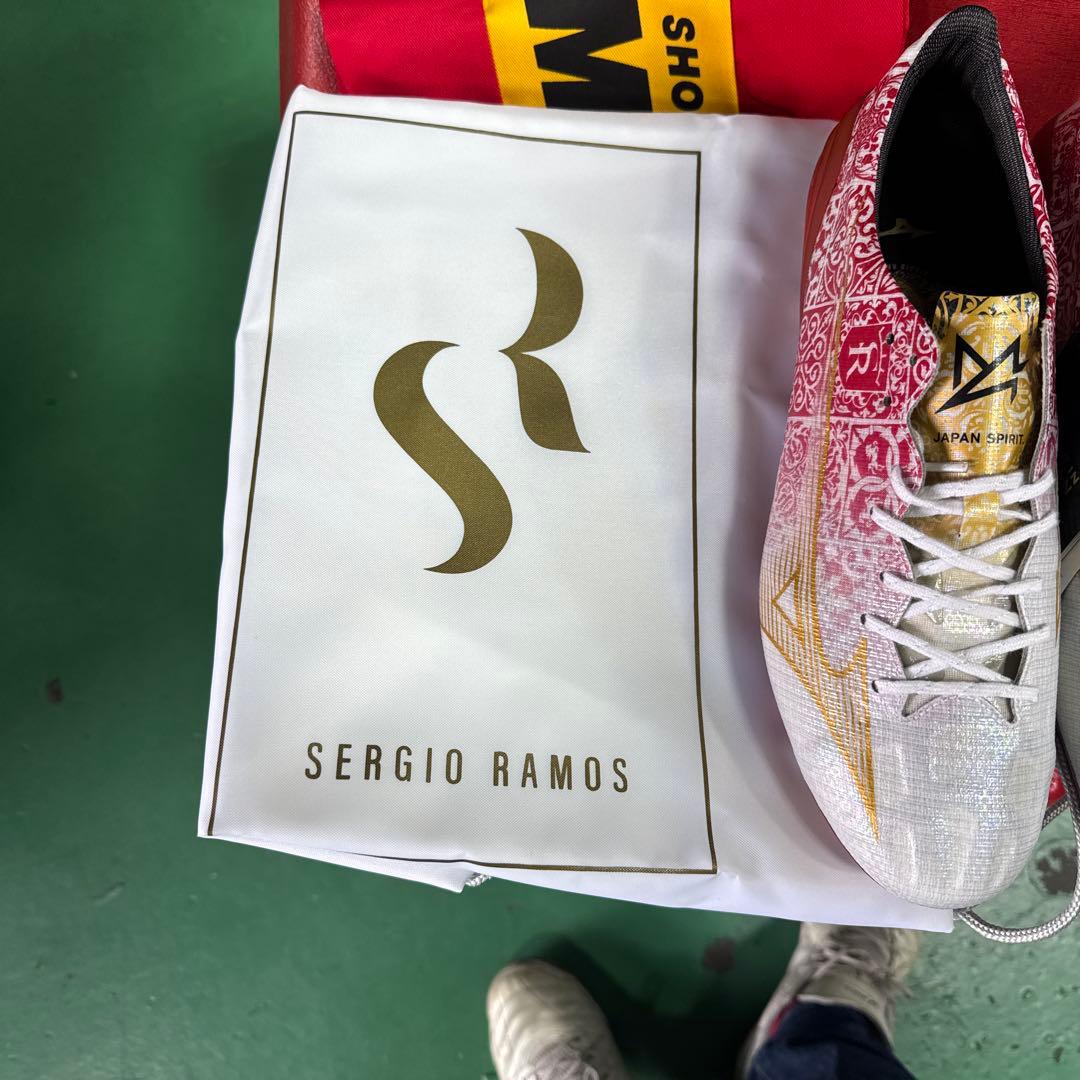 ミズノ　アルファジャパン　SR4 セルヒオラモス　 新品未使用品　27.5cm