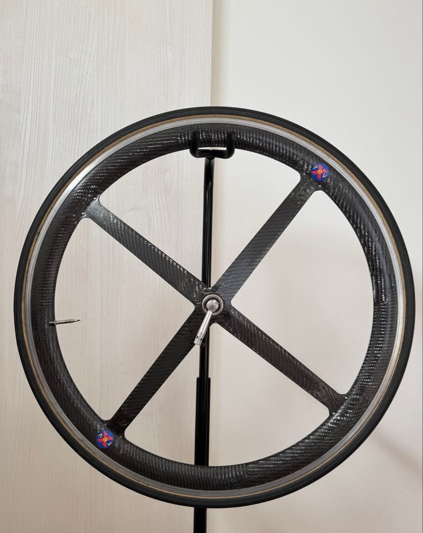 スピナジー rev-xフロントホイール700c ピストバイク バトンホイール