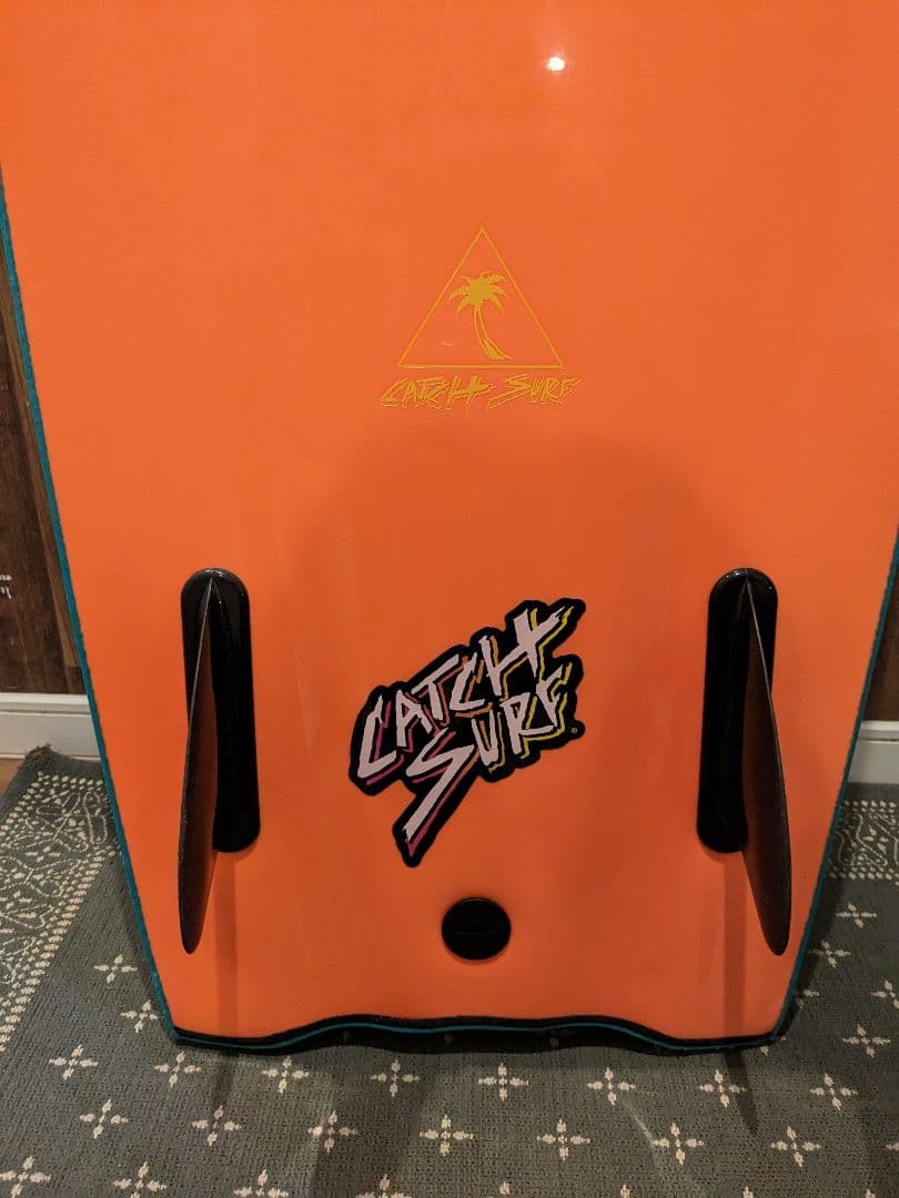 湘南手渡し歓迎　CATCHSURF \"BEATER\" ツインフィンソフトスポンジ