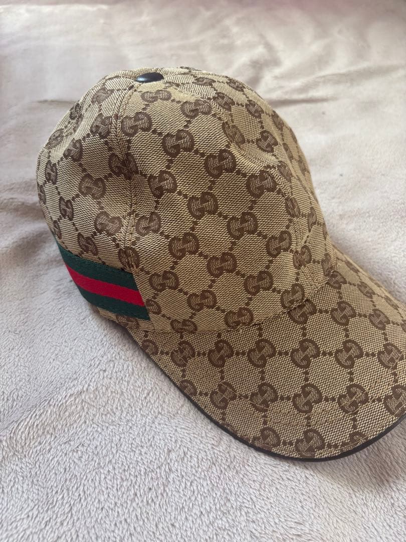 GUCCI GGキャンバス ベースボールキャップ