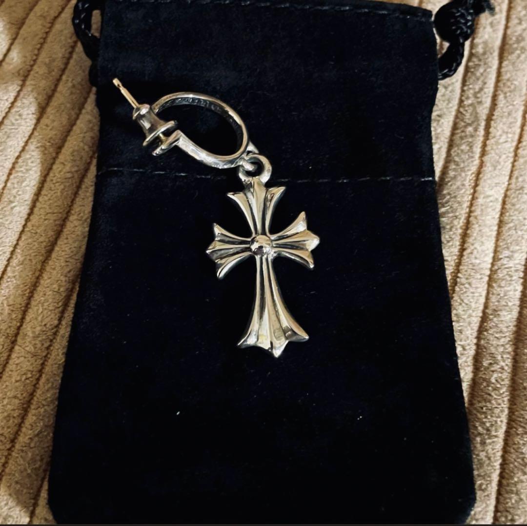 クロムハーツ　片耳用ピアス ポーチ付き