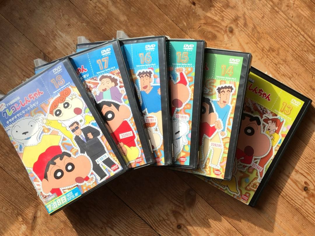 クレヨンしんちゃんテレビ傑作選第10期、第8期シリーズDVD 計36本