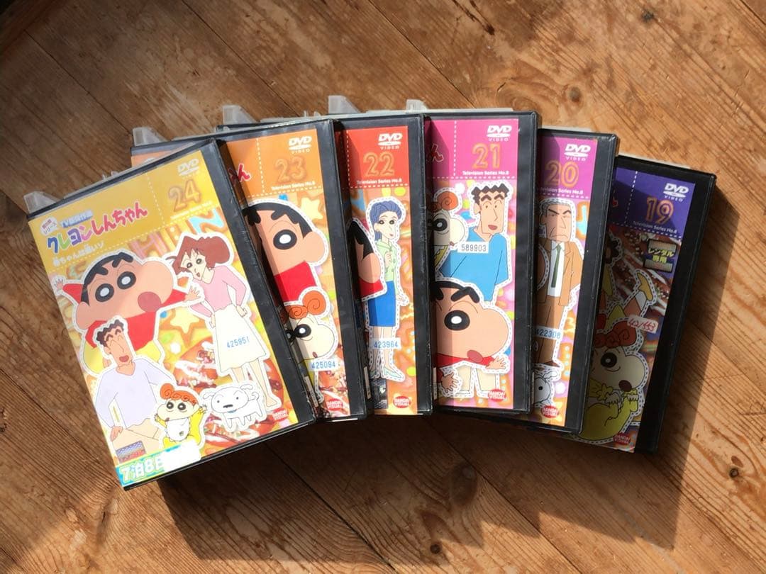 クレヨンしんちゃんテレビ傑作選第10期、第8期シリーズDVD 計36本