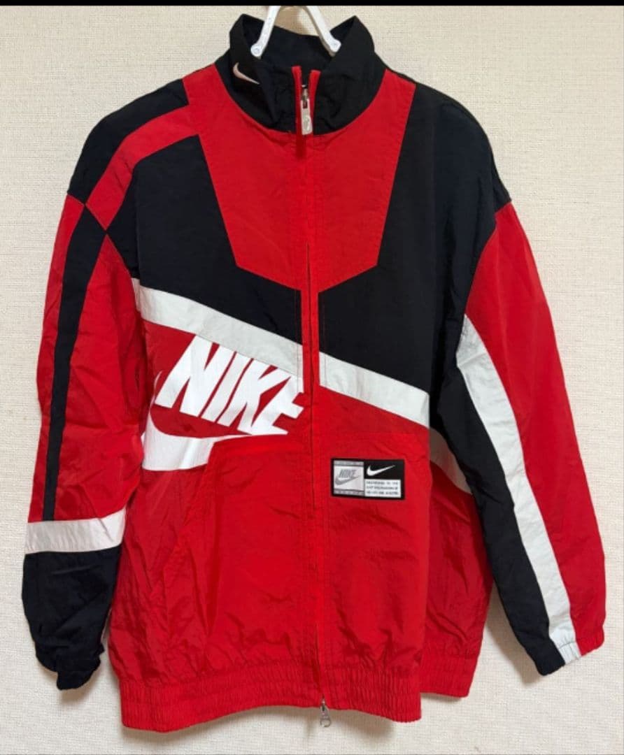 山田涼介さん着用　NIKE ナイキ ナイロンジャケット ウィメンズ XSサイズ