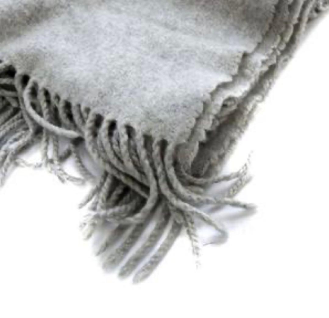 極美品:*☆MONCLER グレー マフラー フリンジ付