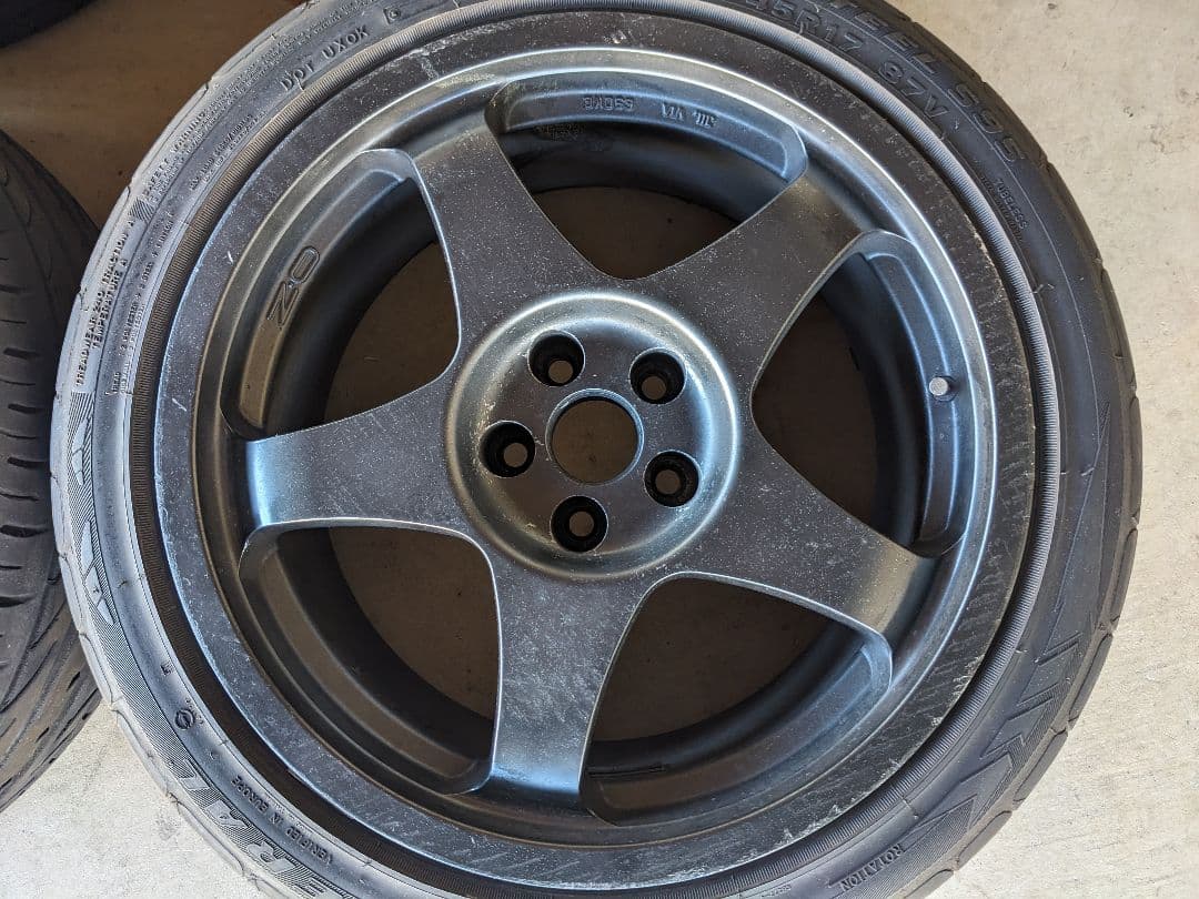 OZ　クロノ　pcd100 8j +35 再塗装前提　86等のドリケツに