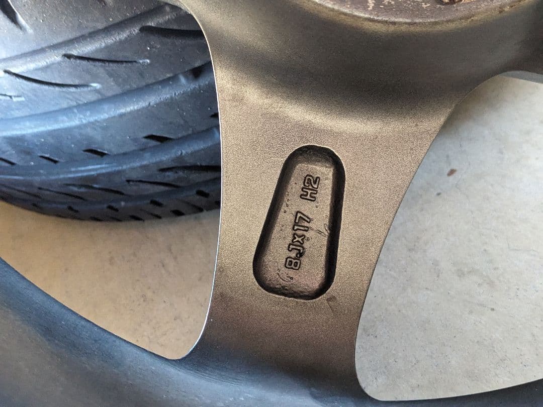 OZ　クロノ　pcd100 8j +35 再塗装前提　86等のドリケツに