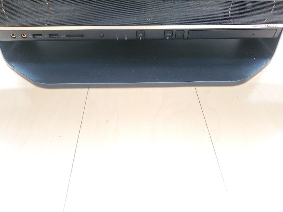 富士通FMV/i7-7700HQ/M.2SSD1TB/32GB/BD/DVDS