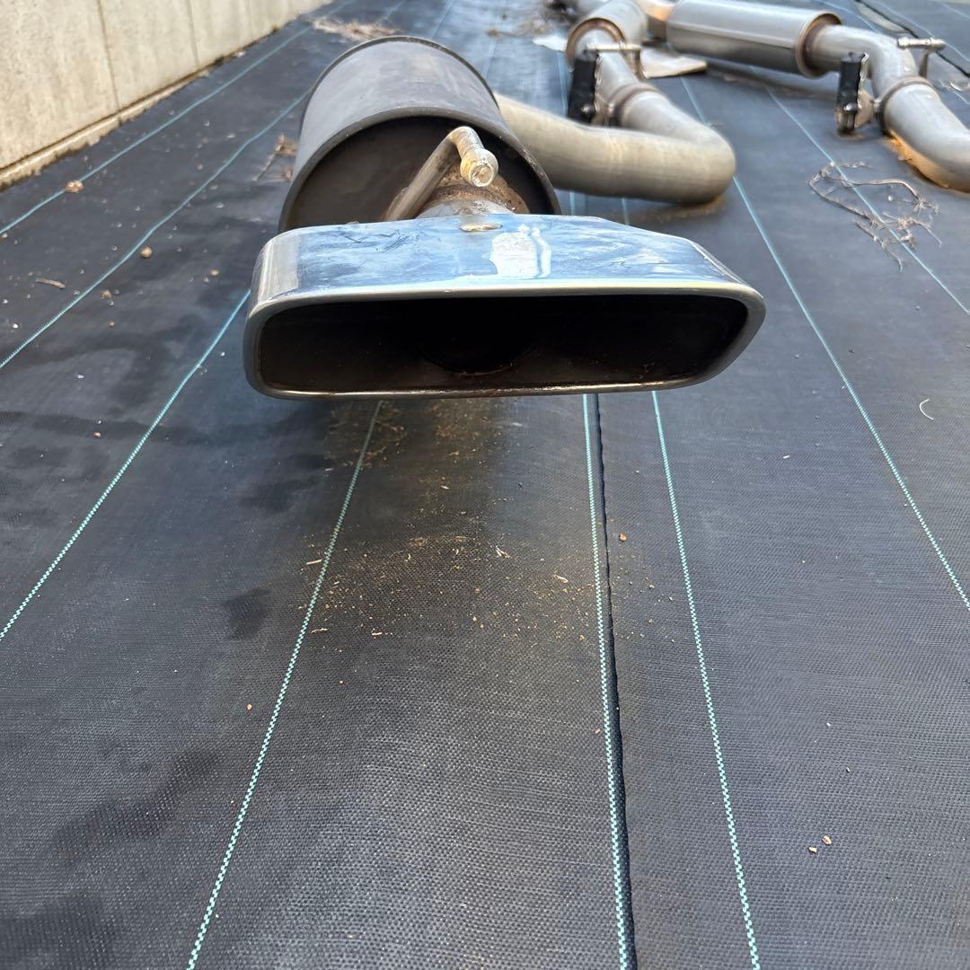 チャレンジャー　純正マフラー