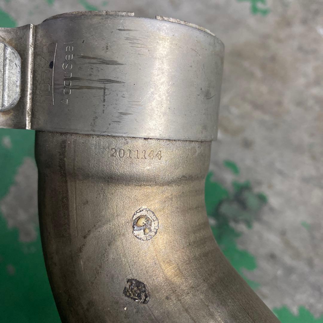 ポルシェカイエンターボ　マフラーカッター