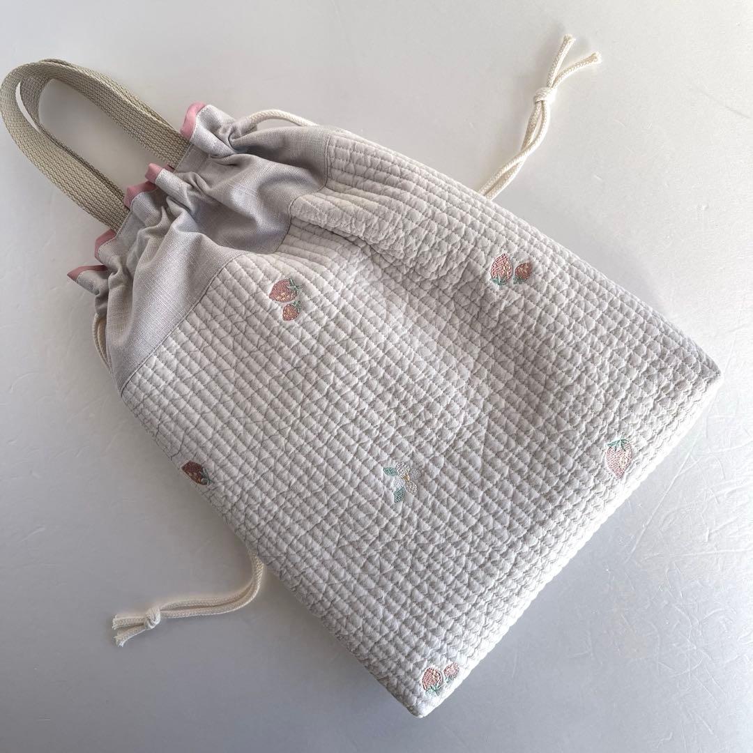 ma様 ヌビ 苺と苺の白い花　レッスンバック　上履き入　体操着袋　ヌビバック