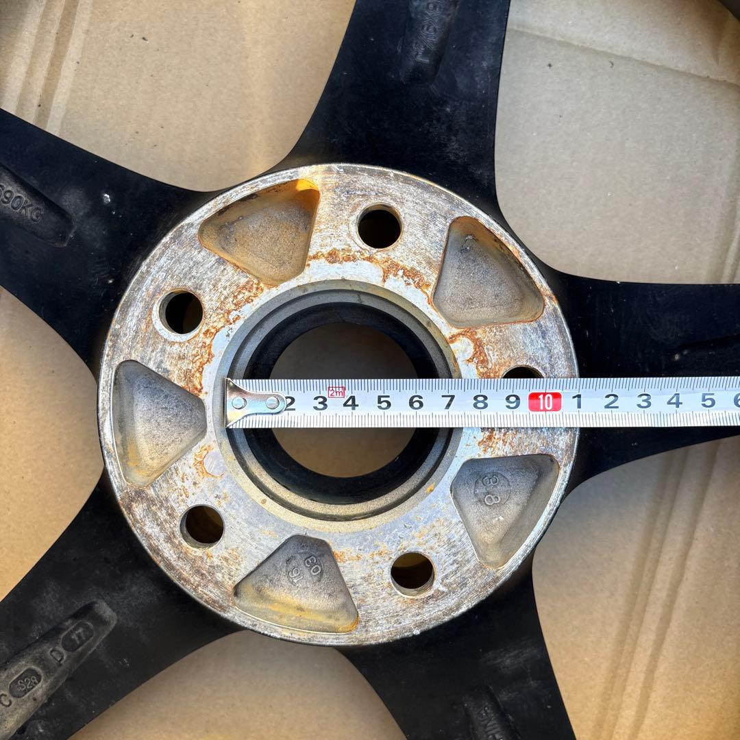 PIAA18インチアルミホイール9.5j+38中古2本5穴114.3