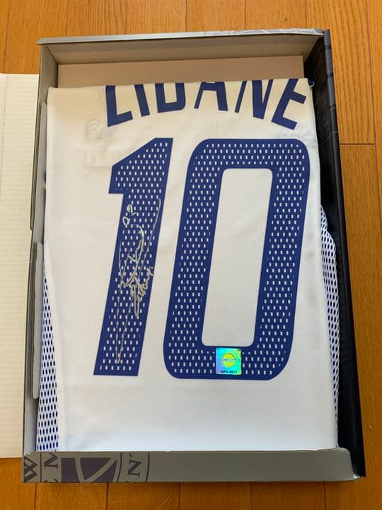 ジダン　直筆サイン　ユニホーム　フランス　レアル　鑑定書付き　写真付き