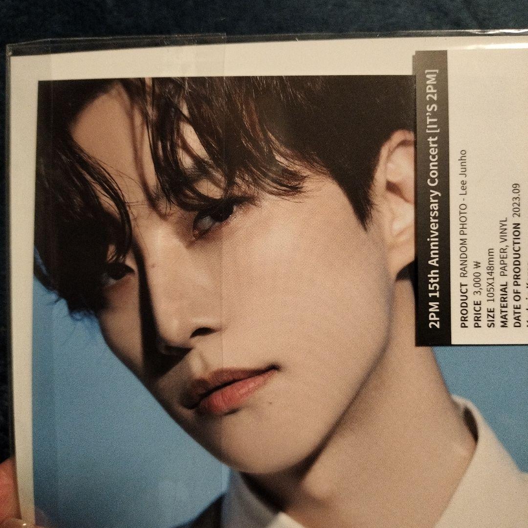 ２PM　ジュノJUNHO　 ペンペンParisフィギュア＆ソウルコントレカ４枚