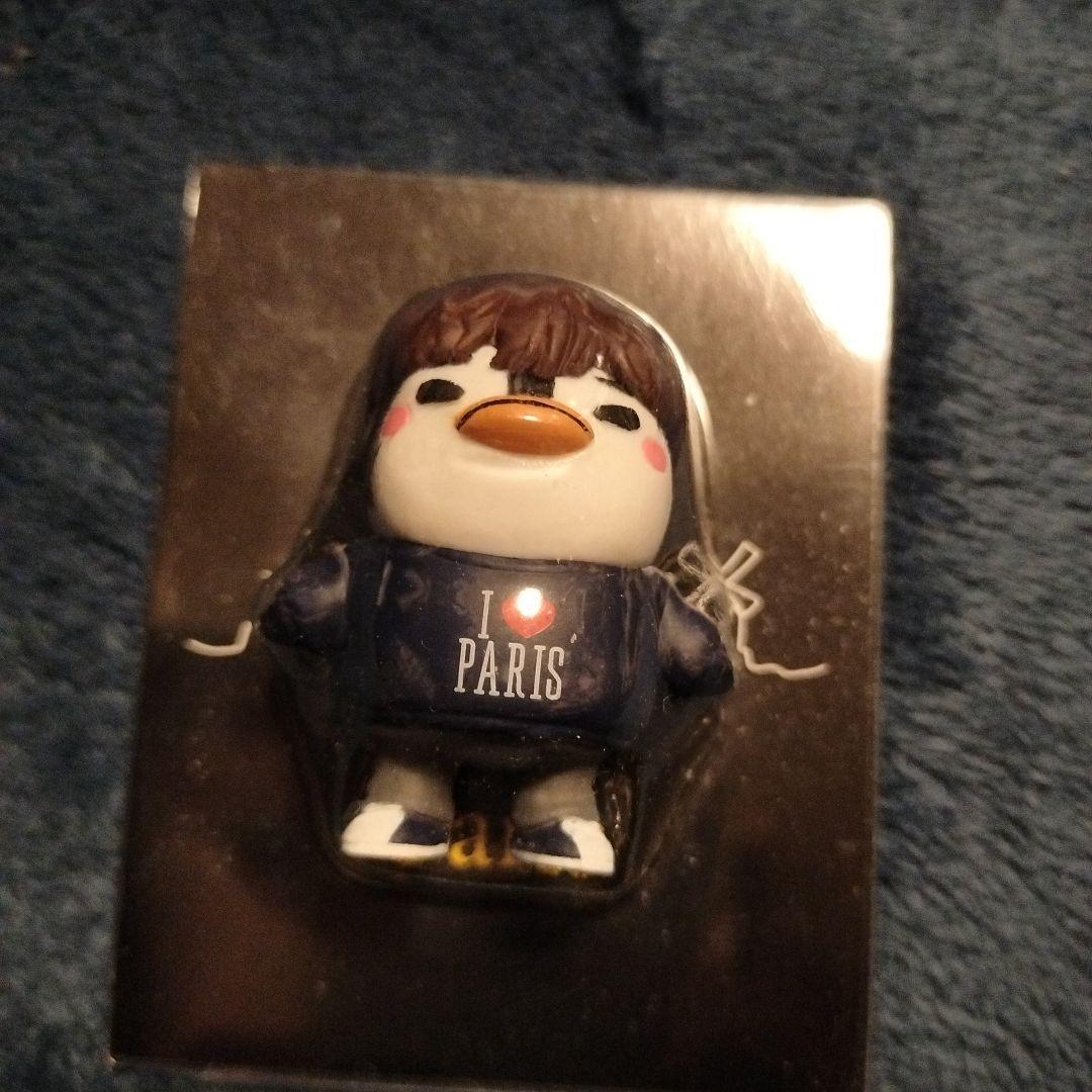 ２PM　ジュノJUNHO　 ペンペンParisフィギュア＆ソウルコントレカ４枚