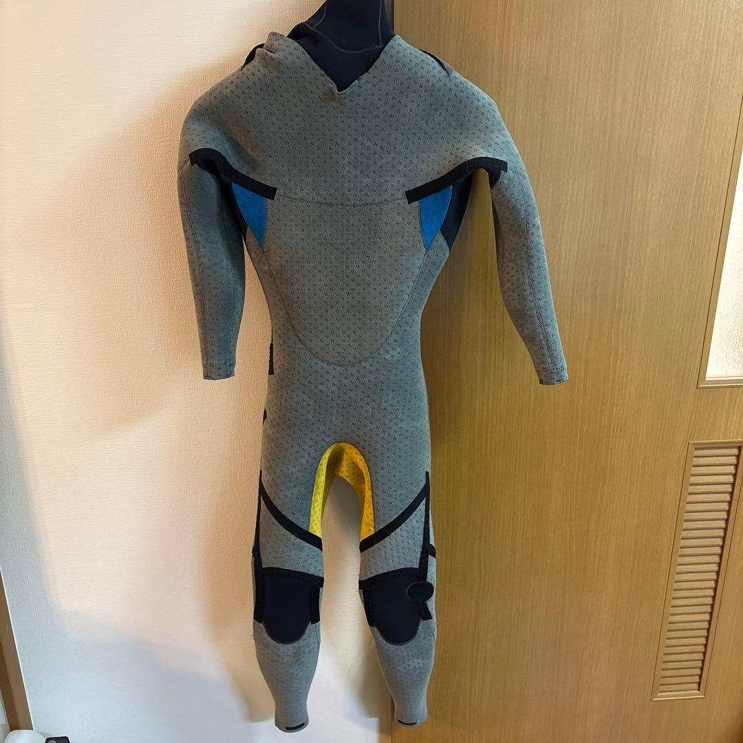 セミドライウェットスーツ　オニールO’Neill