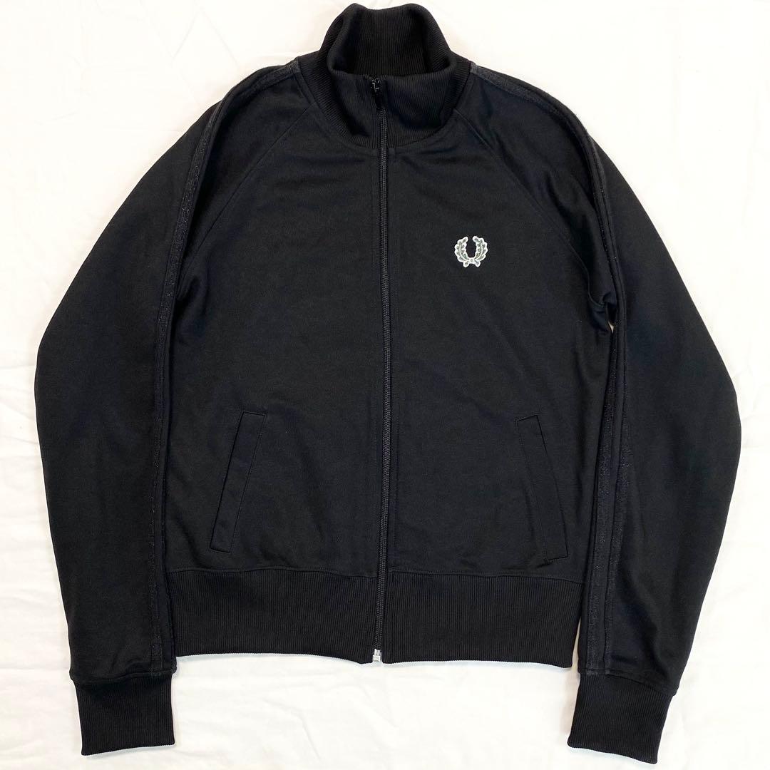 極美品✨ FRED PERRY トラックジャケット 月桂樹 短丈 ブラック