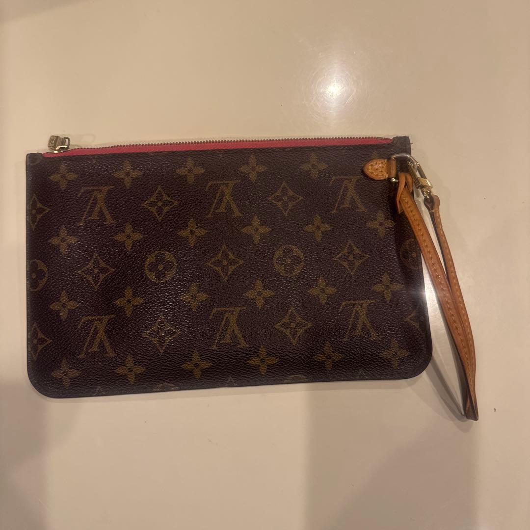Louis Vuitton モノグラムフラグメントケース