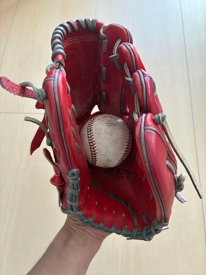 ZETT PROSTATUS 軟式グローブ レッド　投手用