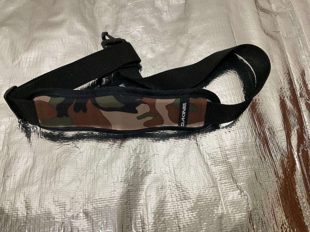 新品　DAKINE 迷彩柄 サーフボードケース 6'6\" トランスポーター