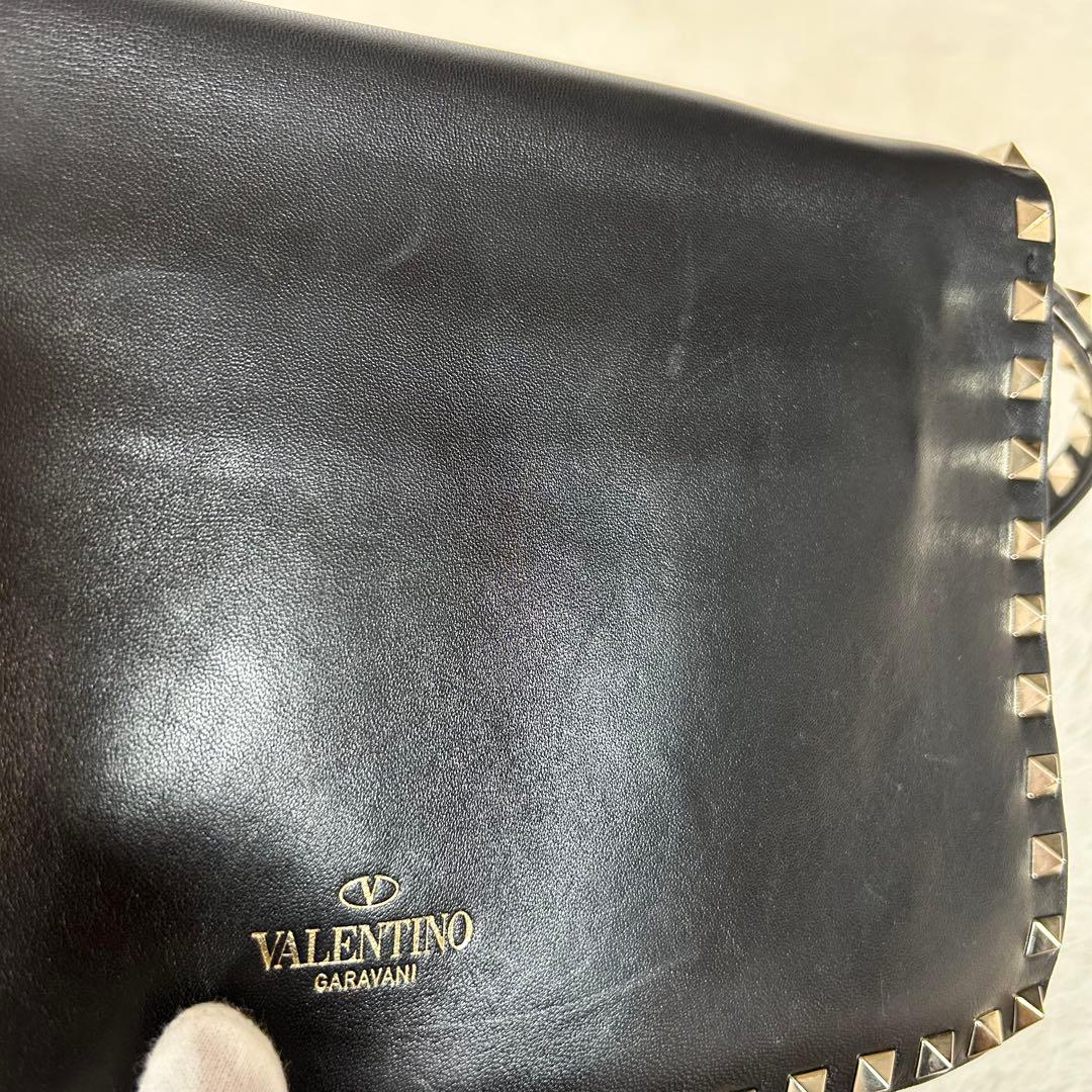 希少❗️VALENTINO GARAVANI ロックスタッズ　クラッチバック　黒