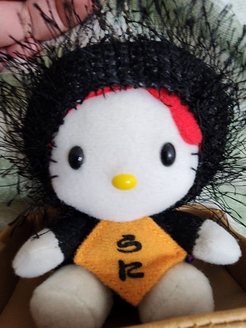 激レア　ご当地　うに　キティちゃんのマスコット