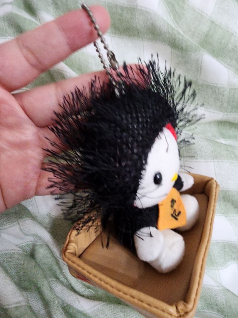 激レア　ご当地　うに　キティちゃんのマスコット