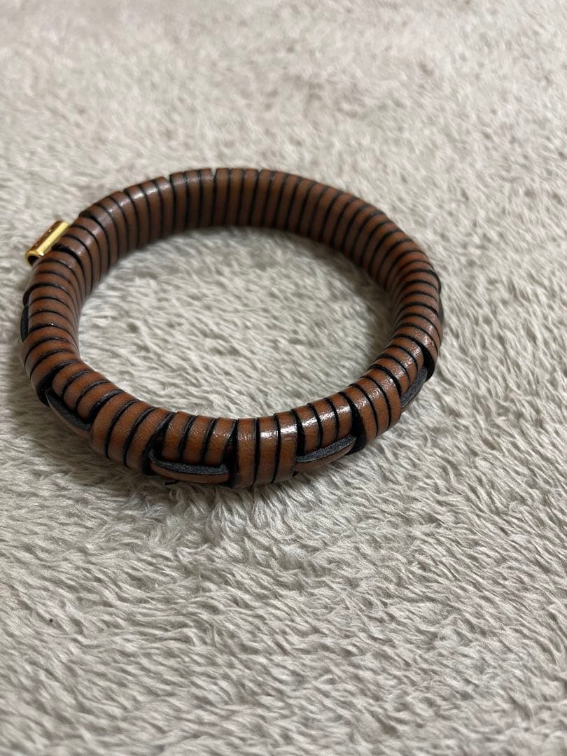 【LOEWE】刻印入り　ウーブンバングル