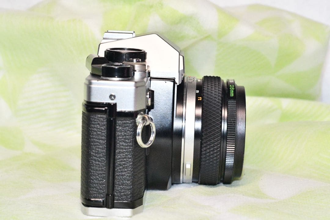 お値引き《動作品》OLYMPUS OM10 +広角レンズ　a407-1