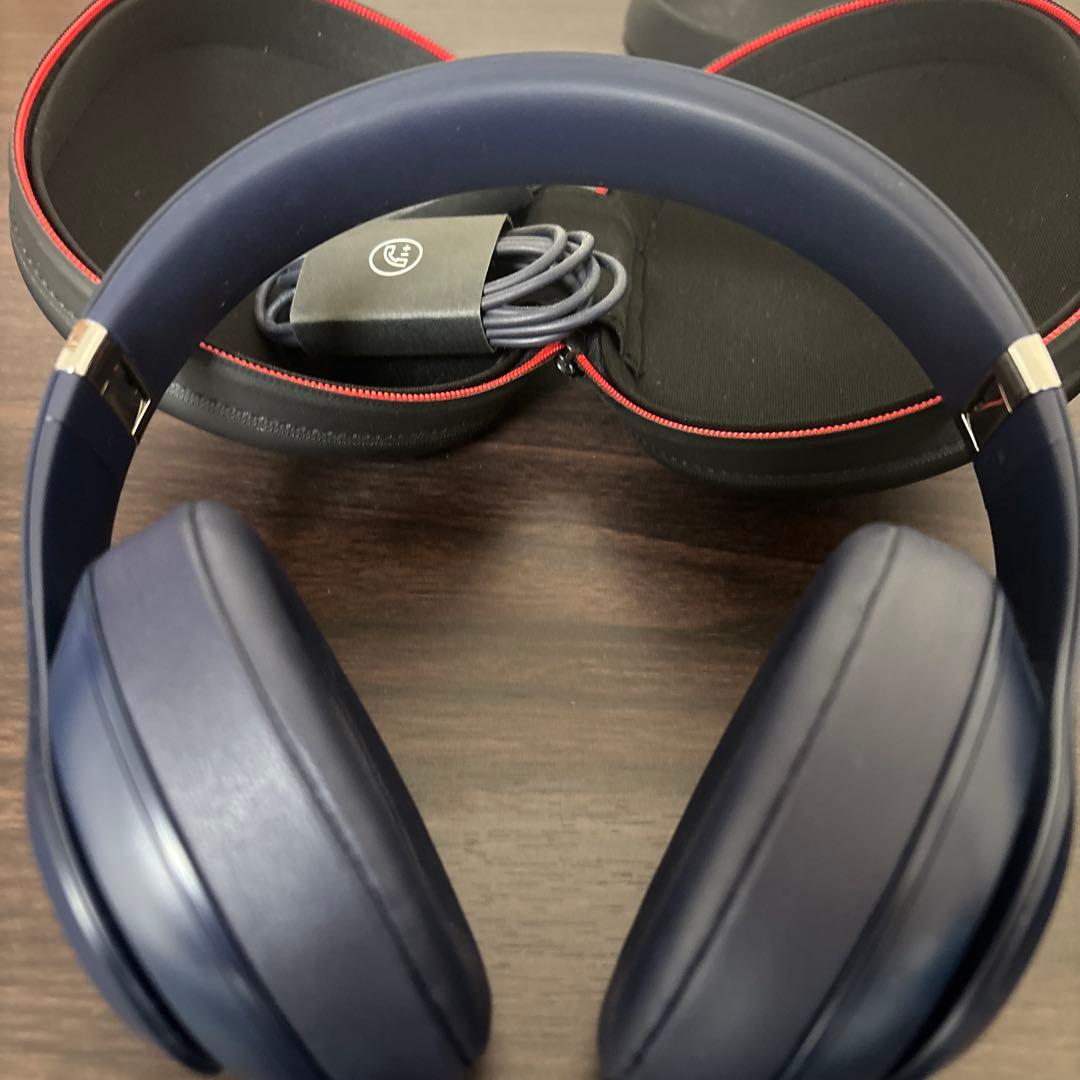 Beats Studio3 wireless ネイビー